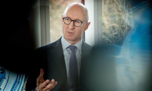 مدیرعامل Novo Nordisk در میان رقابت در حال افزایش برای داروهای کاهش وزن قدم می گذارد مدیرعامل Novo Nordisk در میان رقابت در حال افزایش برای داروهای کاهش وزن قدم می گذارد
