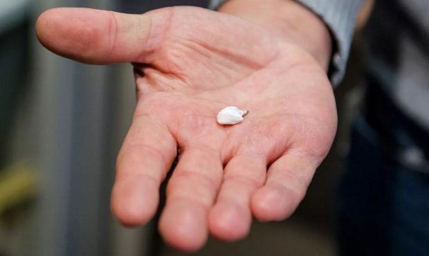 افزایش مرگ ، قرص های جعلی ، خشونت باند: چگونه اتحادیه اروپا در تلاش است تا با مشکل غیرقانونی مواد مخدر مقابله کند